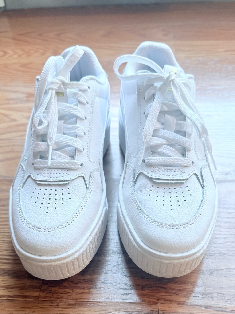 PUMA Karmen Rebelle Platform Sneaker Women’s size 7 White Casual Shoes Worn Once